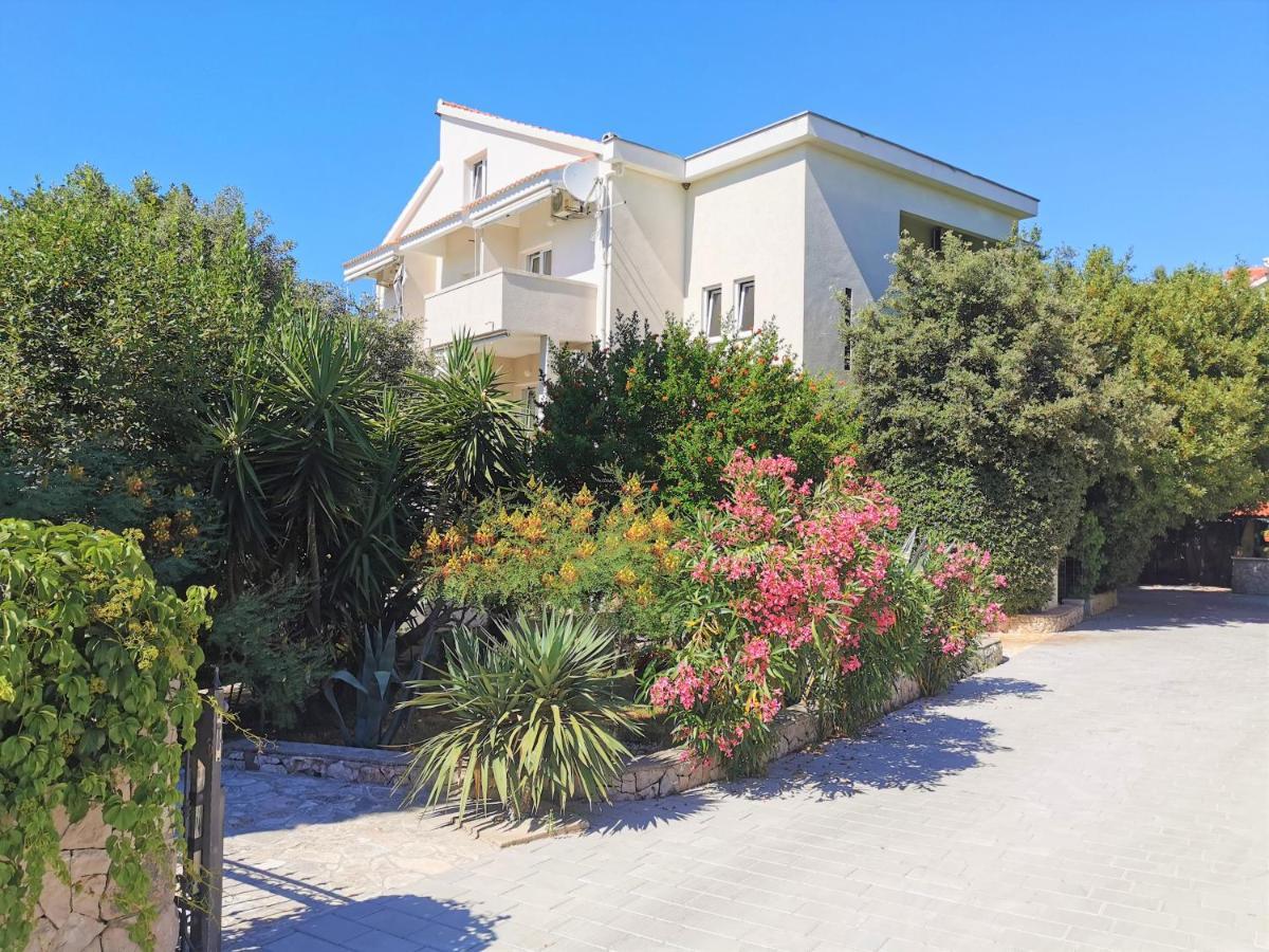 Lenka Apartments I Novalja Εξωτερικό φωτογραφία