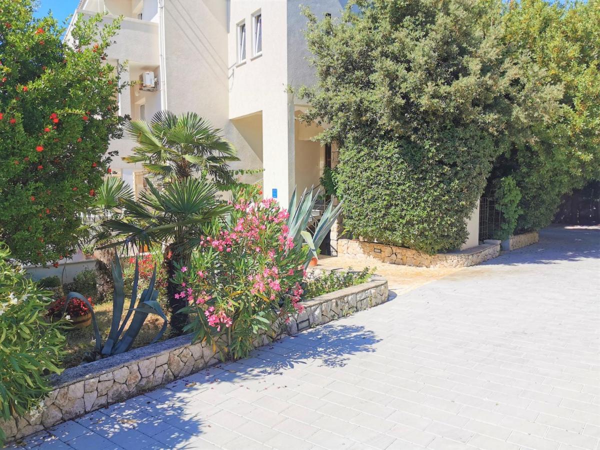 Lenka Apartments I Novalja Εξωτερικό φωτογραφία