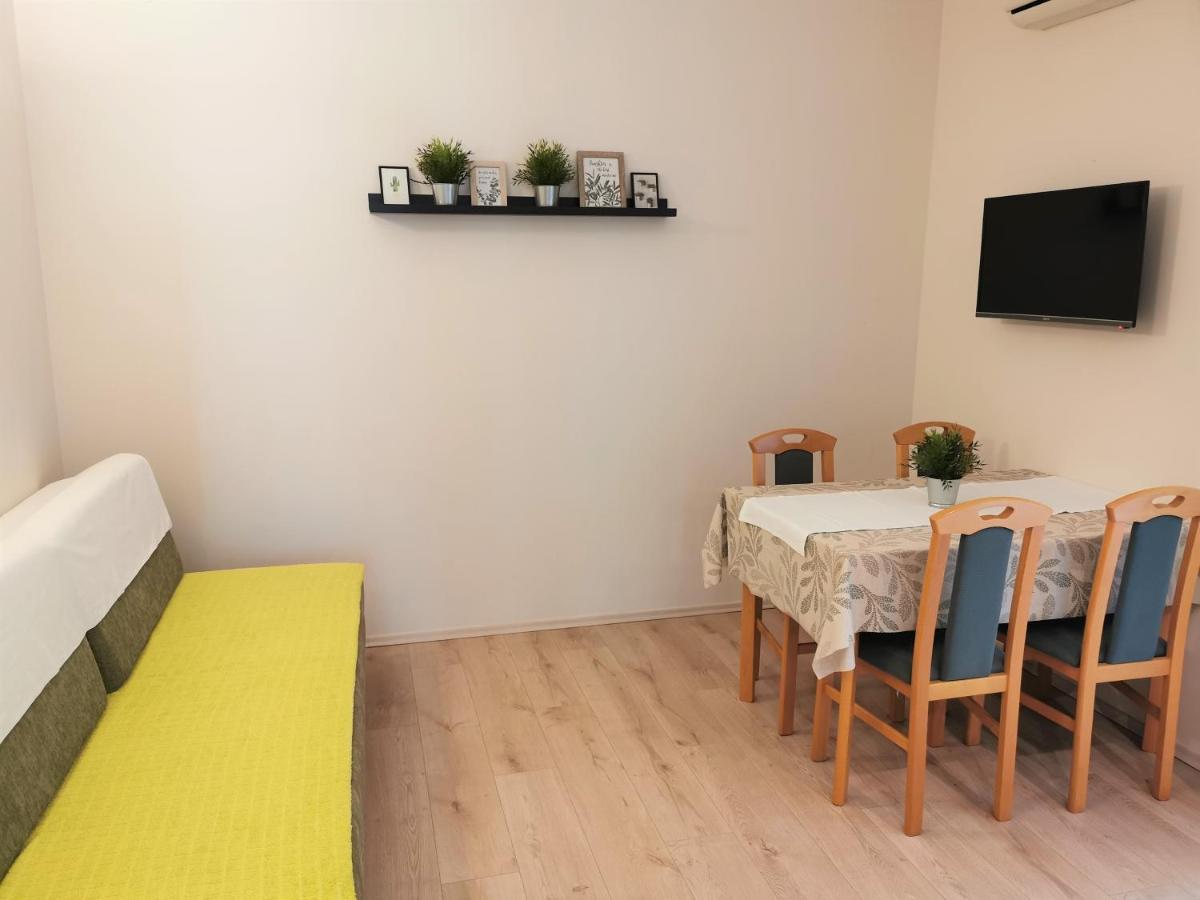 Lenka Apartments I Novalja Εξωτερικό φωτογραφία