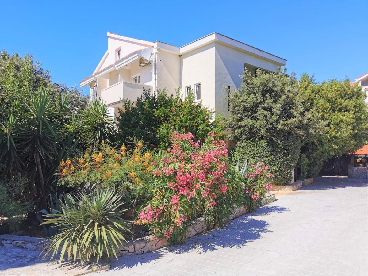 Lenka Apartments I Novalja Εξωτερικό φωτογραφία
