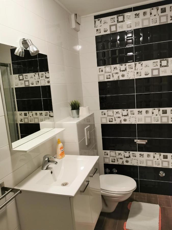 Lenka Apartments I Novalja Εξωτερικό φωτογραφία