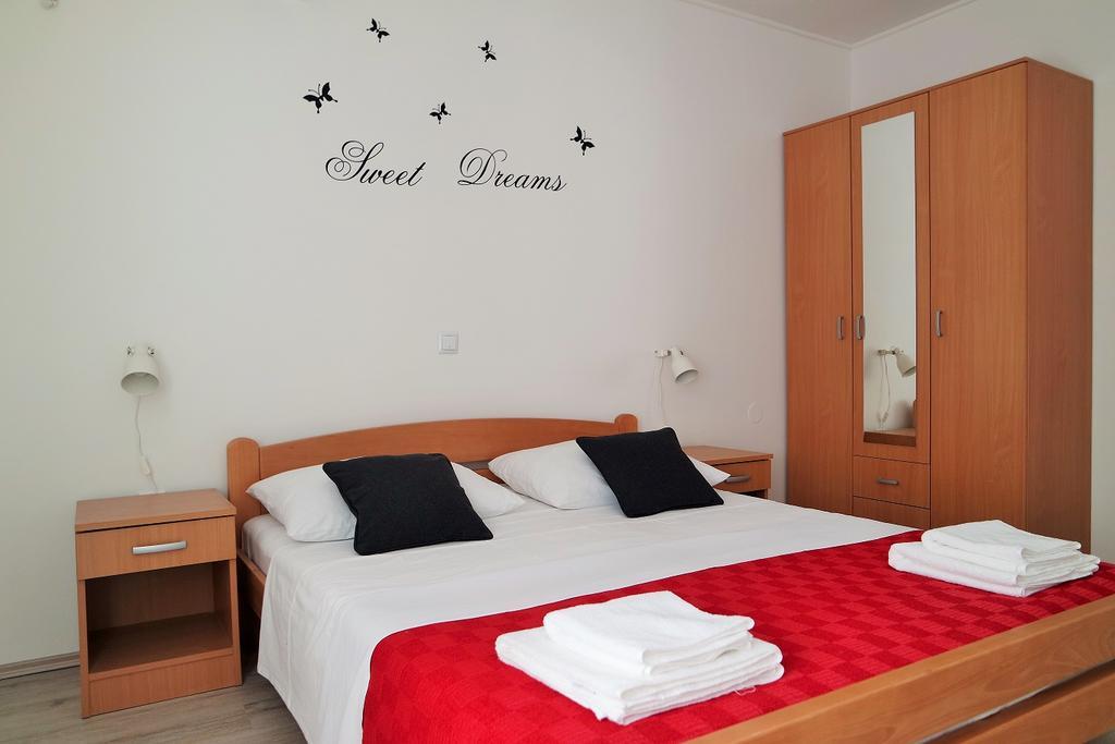 Lenka Apartments I Novalja Εξωτερικό φωτογραφία