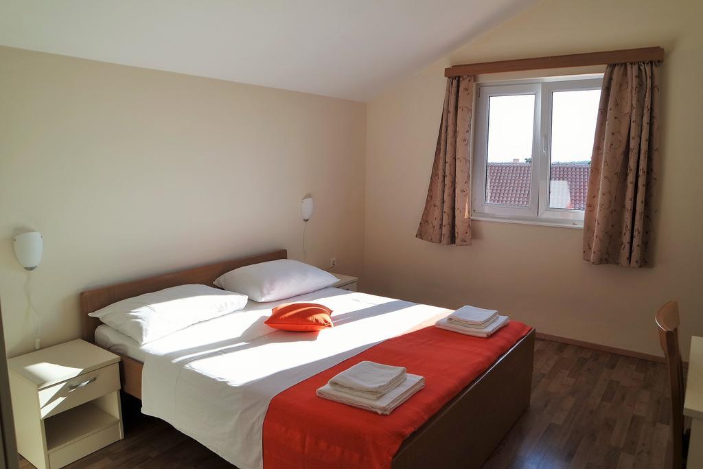 Lenka Apartments I Novalja Εξωτερικό φωτογραφία